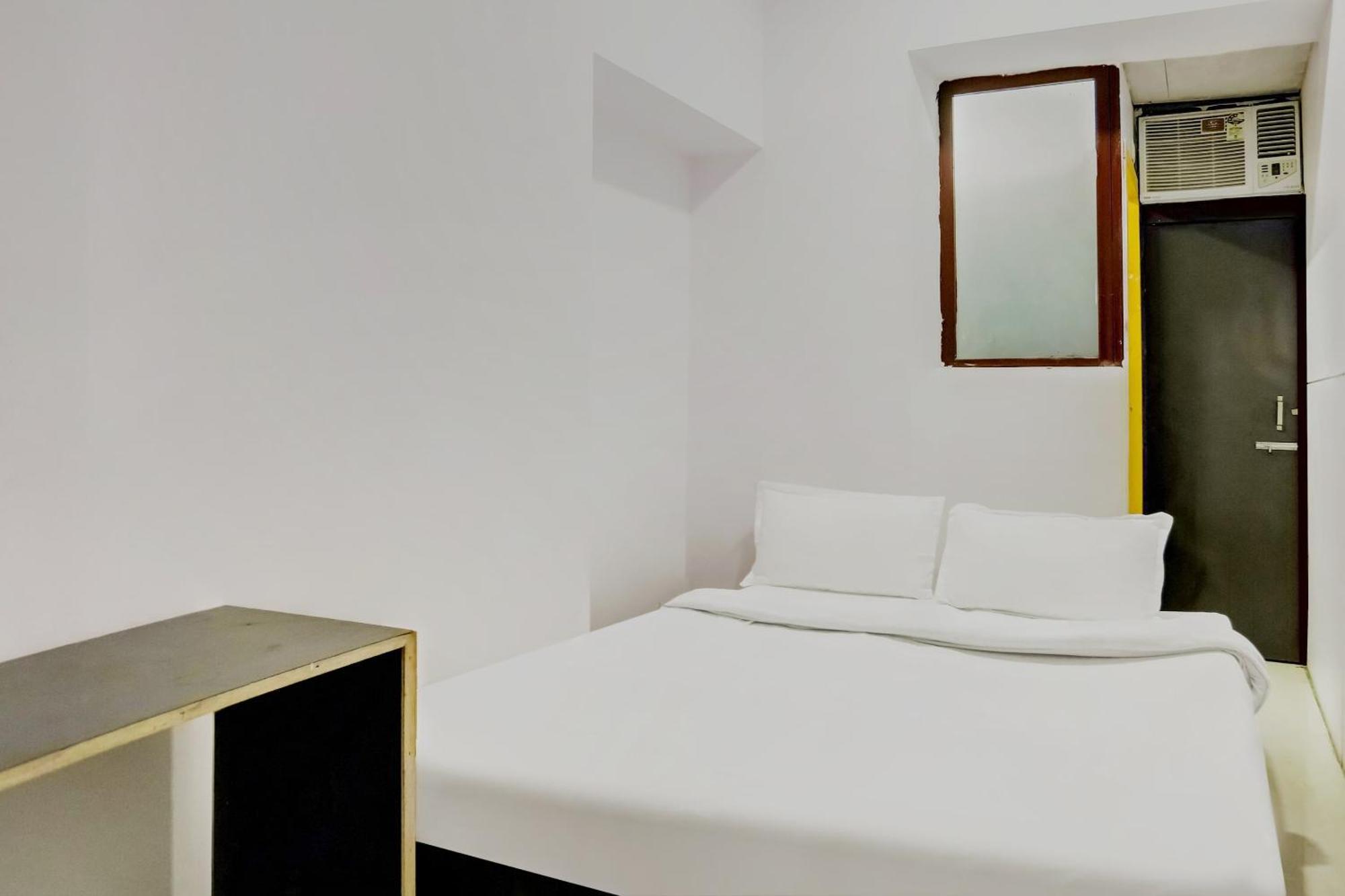 Hotel O North Campus New Delhi Eksteriør bilde