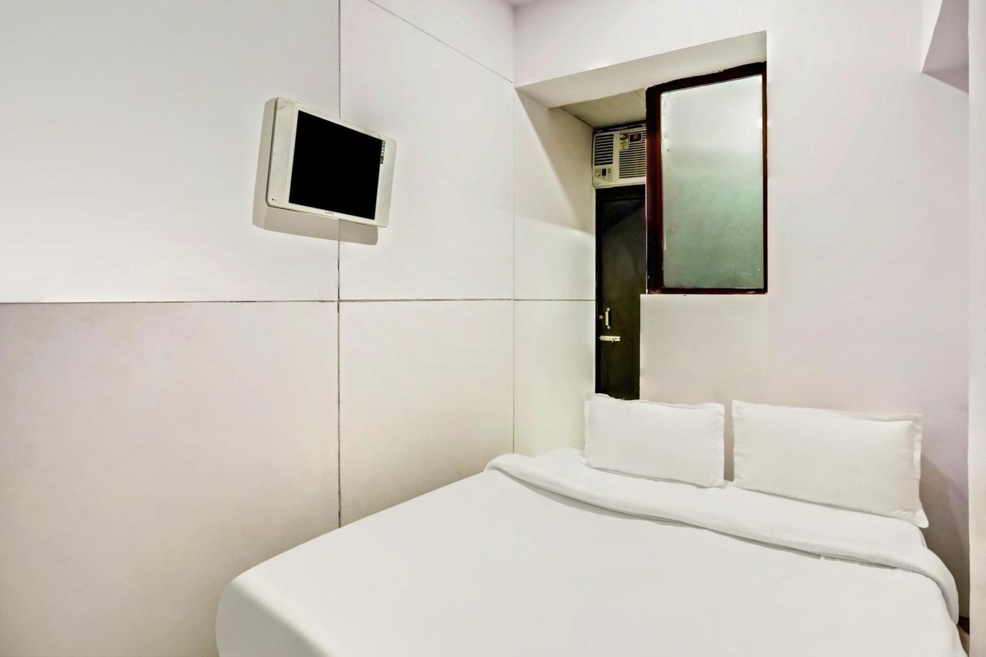 Hotel O North Campus New Delhi Eksteriør bilde