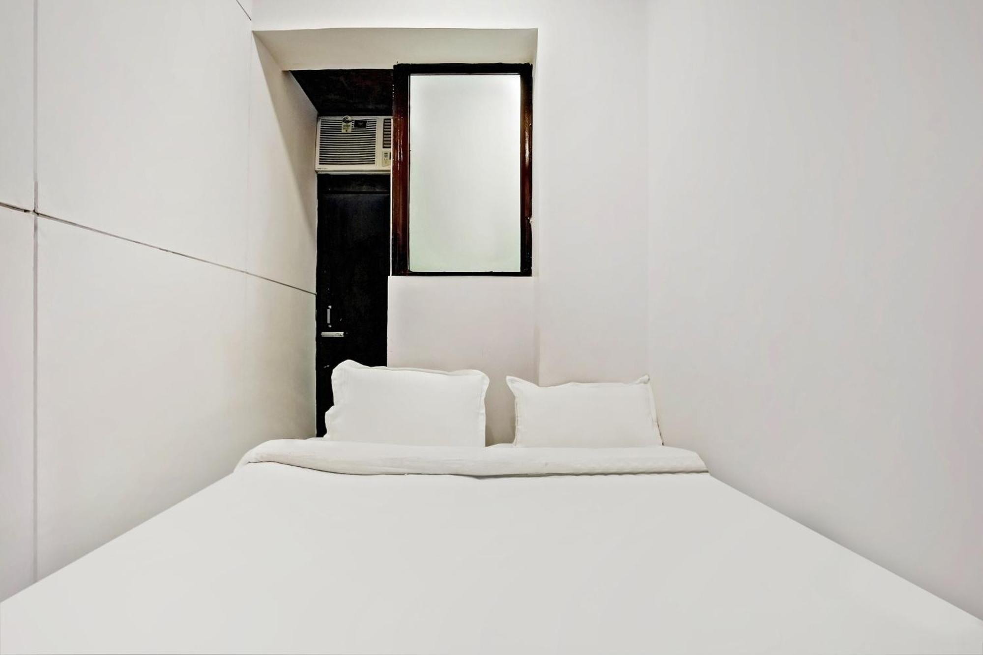 Hotel O North Campus New Delhi Eksteriør bilde