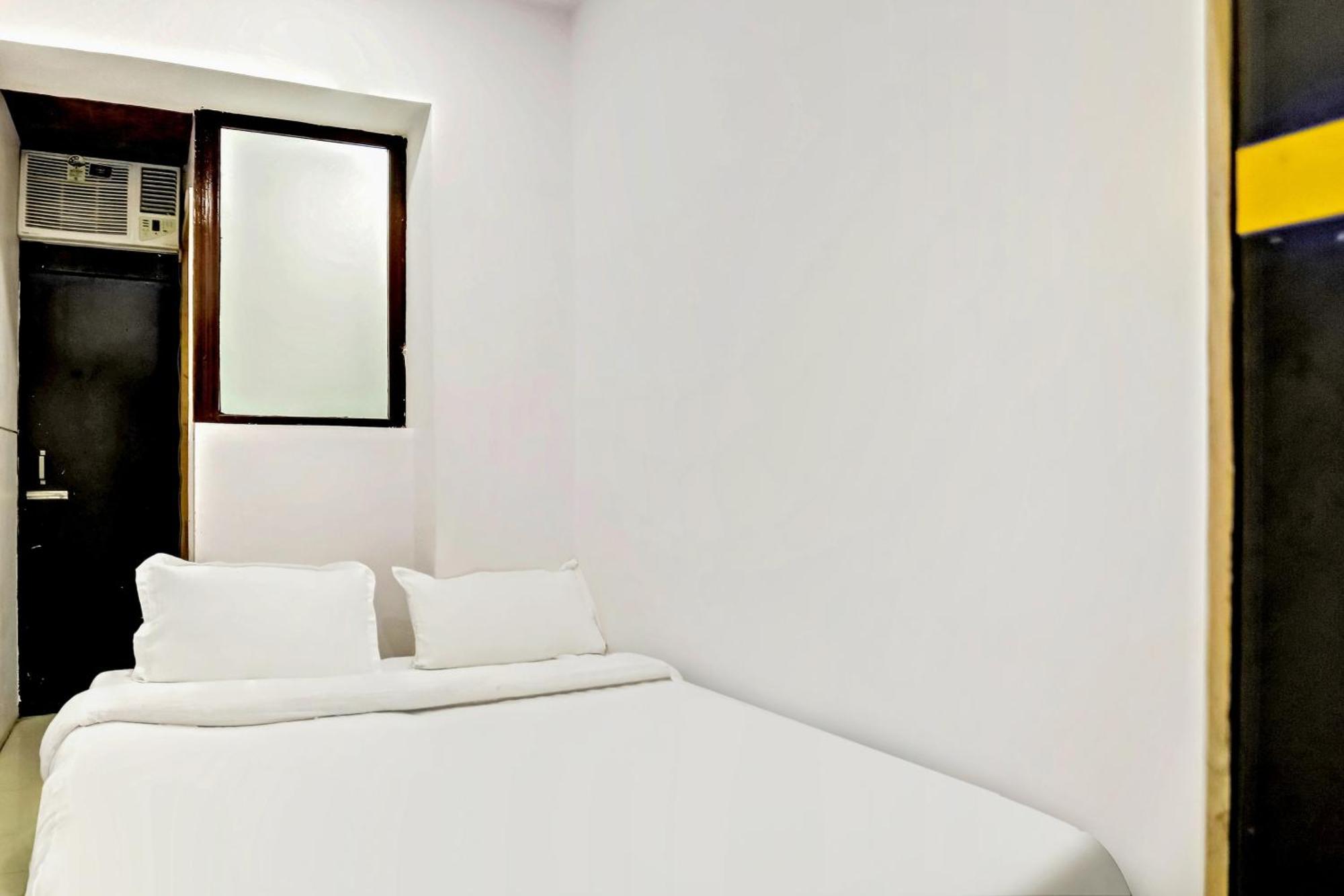 Hotel O North Campus New Delhi Eksteriør bilde